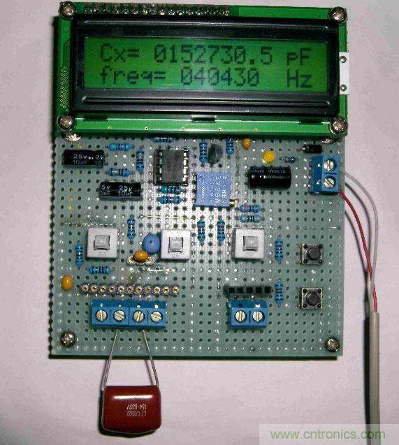 DIY集電容、電感和頻率為一體的測(cè)量?jī)x器