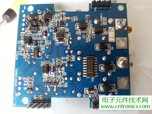 一款觸控開關拆解，做工不錯