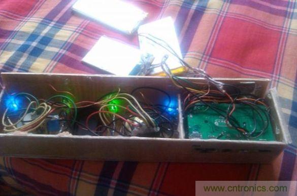 組裝，調試，安裝吸音棉