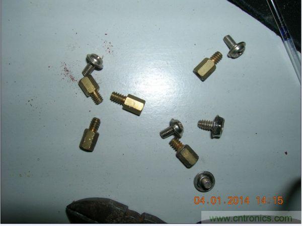 巧奪天工！大神利用山寨功放為高性價比逆變器&ldquo;穿新衣&rdquo;