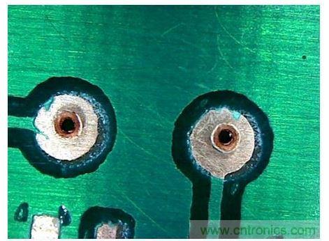 撐開(kāi)的尾部(顯微鏡圖像)