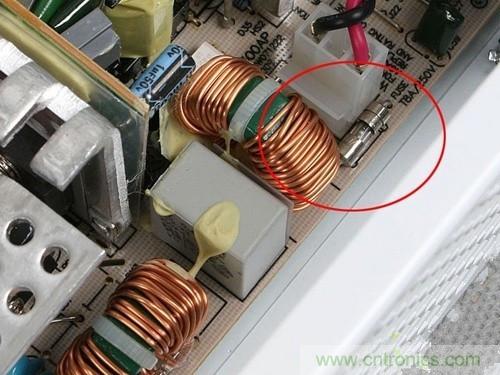 逆變電源設計中，保險絲扮演什么角色？