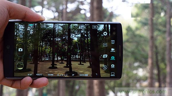 業界良心 LG V10 評測:剛毅、冷峻，不失人性化