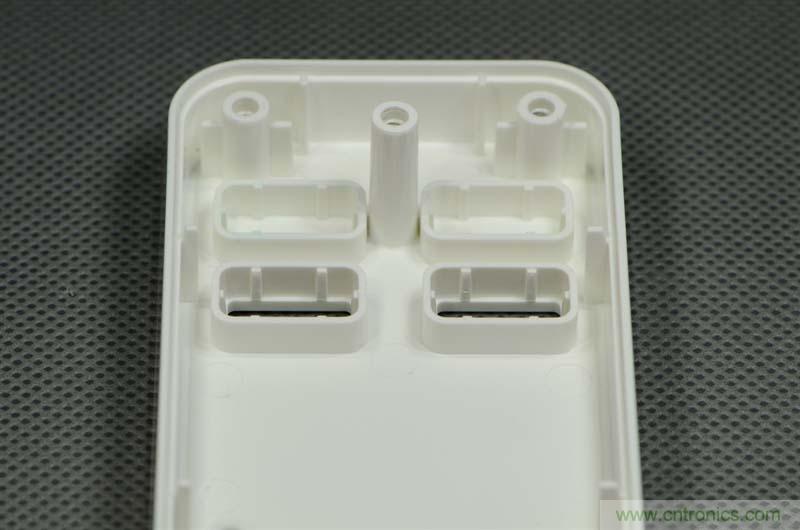 航嘉智能插線板拆解評測：看老牌機電如何&rdquo;秒殺&ldquo;后起之秀