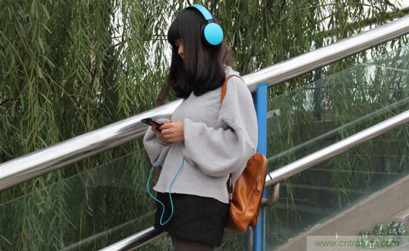 頭條哥的夢(mèng)想之作！FIIL耳機(jī)能讓汪峰上頭條否？