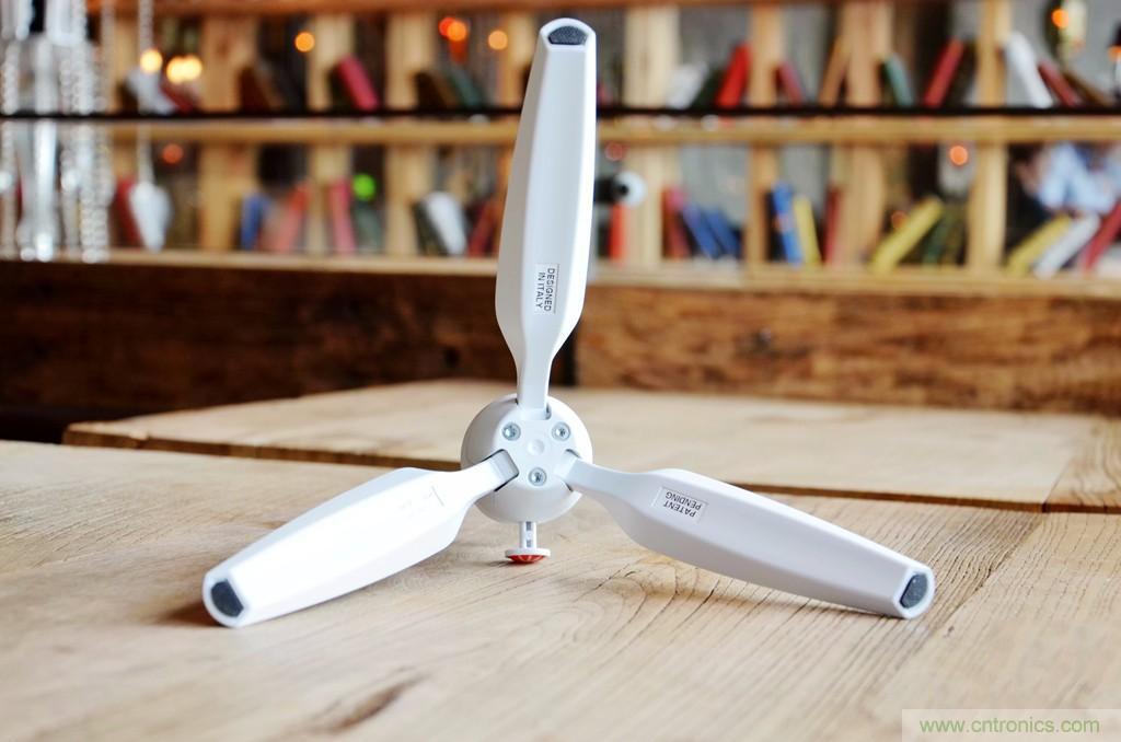 逼格滿滿的相機(jī)便攜三腳架，三足鼎立才安全