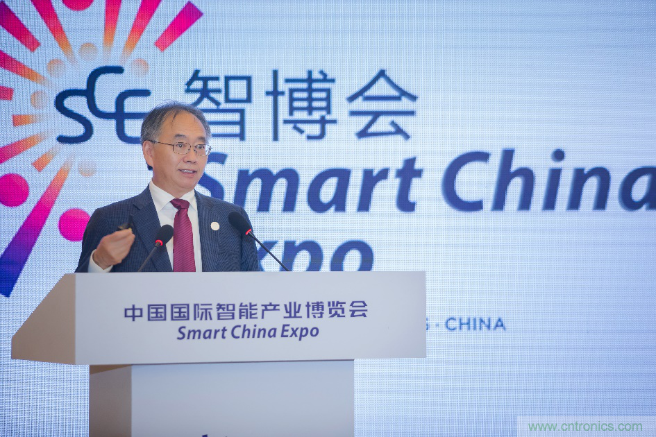 新思科技亮相中國國際智能產(chǎn)業(yè)博覽會(huì)，推動(dòng)中國汽車電子產(chǎn)業(yè)智能化的新生態(tài)體系建設(shè)