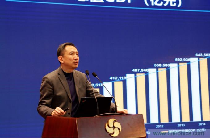 推動(dòng)國內(nèi)大循環(huán)，電子產(chǎn)業(yè)如何把握當(dāng)下機(jī)遇？