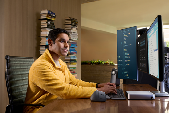 小巧機(jī)身，巨量算力！驍龍X入場(chǎng)讓臺(tái)式機(jī)變得更智能、更強(qiáng)大